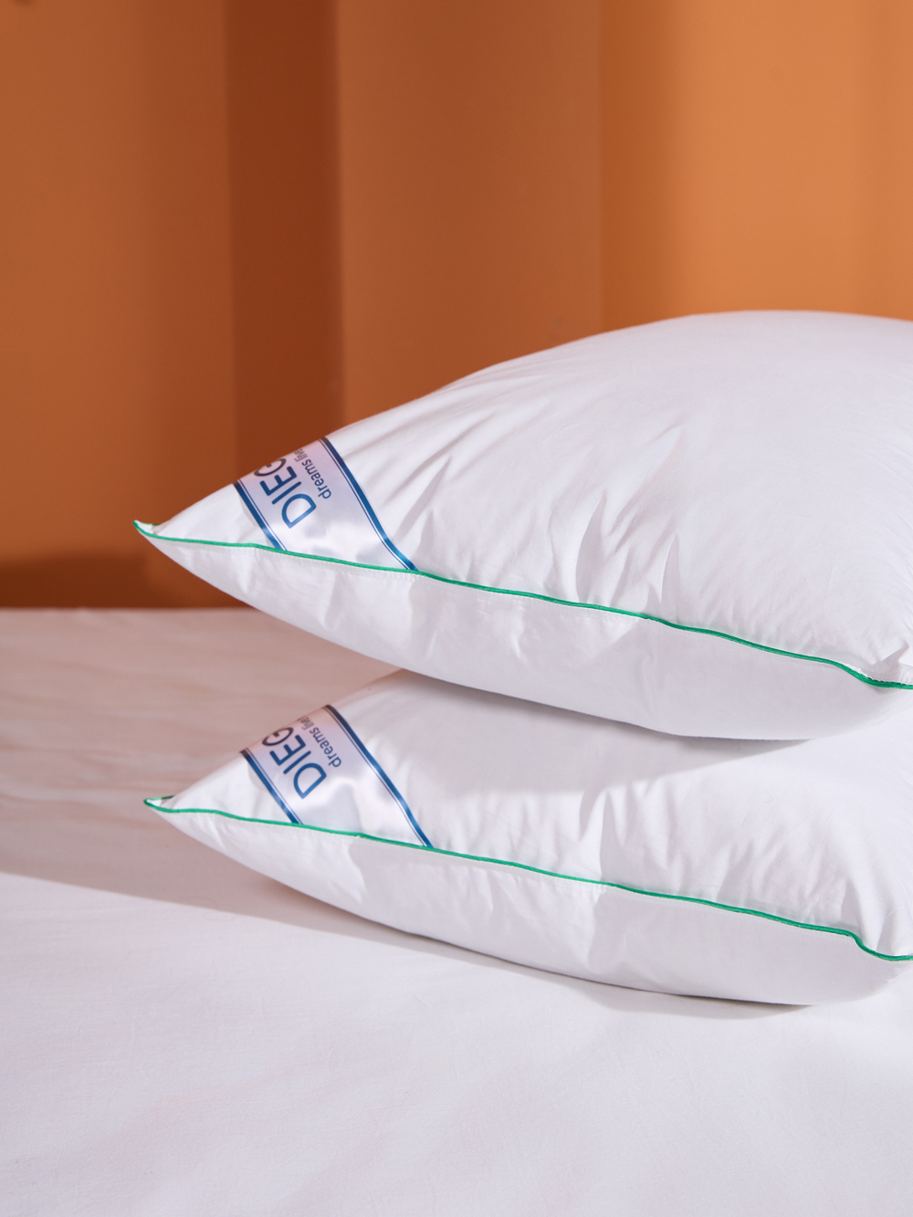 Подушка пуховая низкая Летний сон 70х70