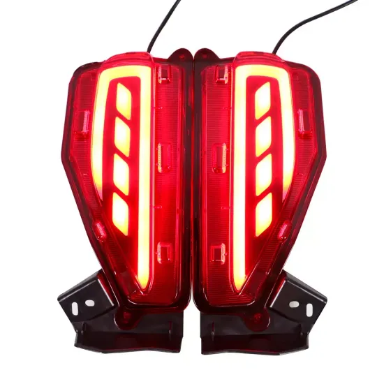 Светодиодные КАТАФОТЫ в задний бампер Тойота Фортунер 2017-2020 V2 type