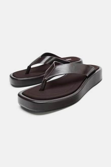 ZARA САНДАЛИИ НА ПЛАТФОРМЕ С РЕМЕШКОМ, КОРИЧНЕВЫЙ