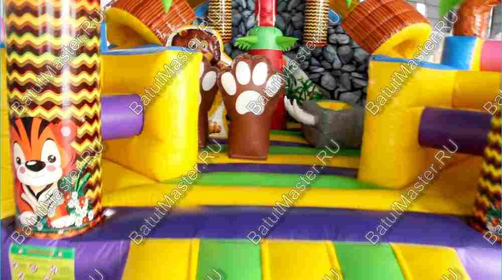 Надувной батут "В гостях у зебры" размер 7*7*4 м