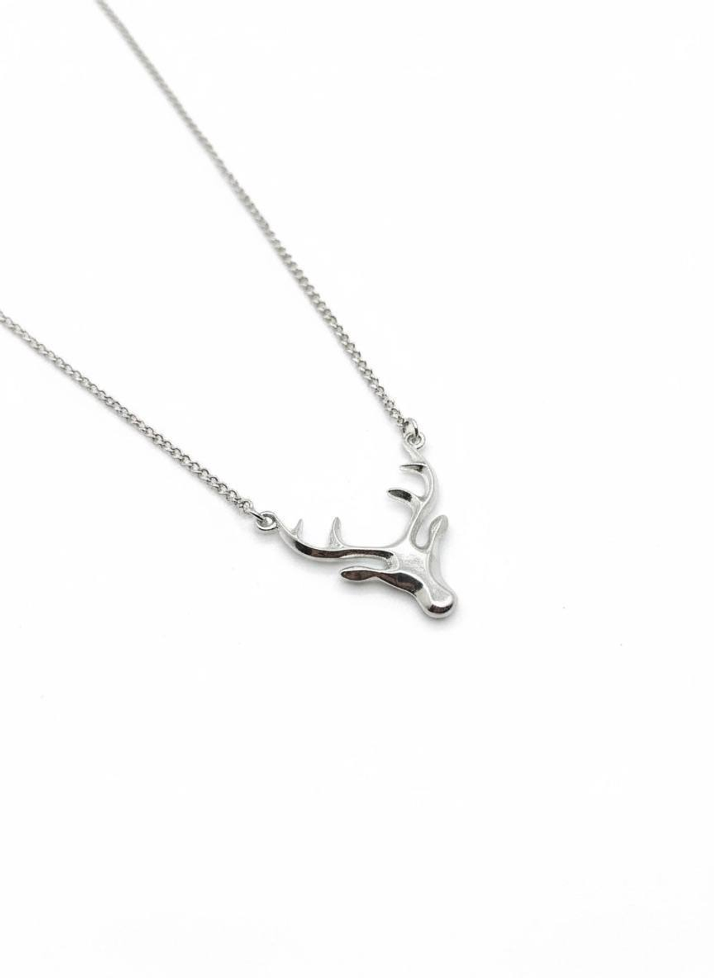 Колье Олень