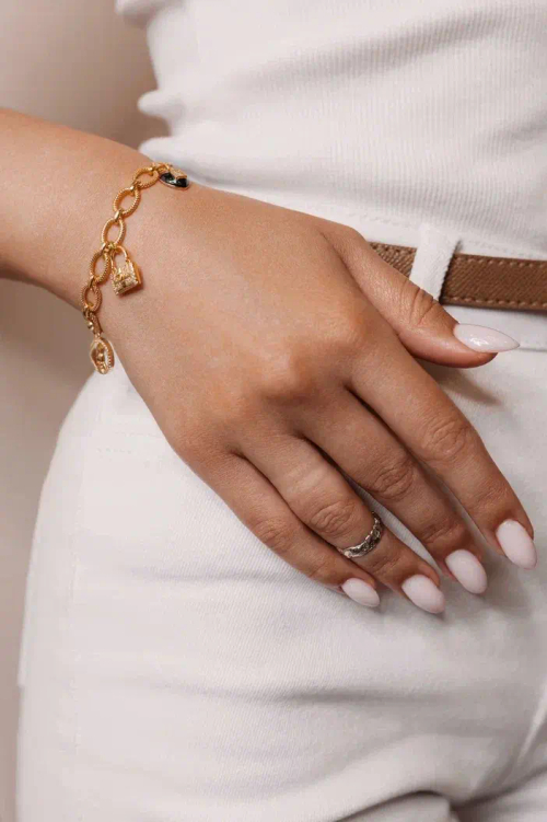 Браслет с подвесками в золочении