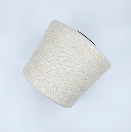 Ягненок суперфайн 60%, шелк 20%, па 20% , 1400 м в 100 г, 17