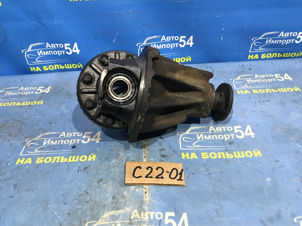 Редуктор заднего моста NISSAN LARGO 1992