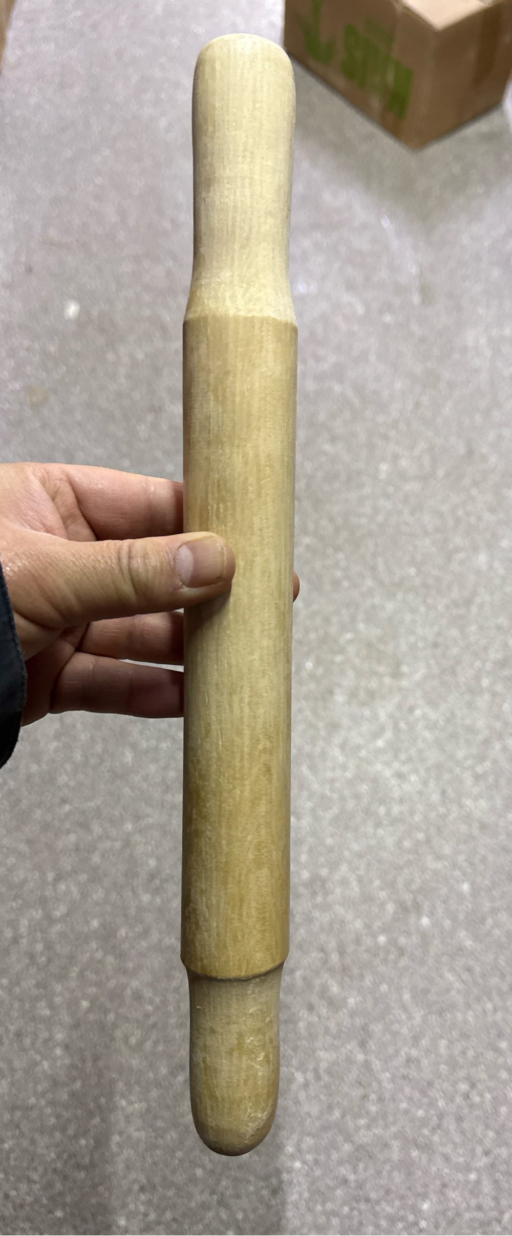 скалка деревянная маль