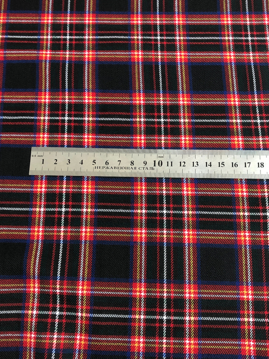 Костюмная принт клетка, красный/белый на черном