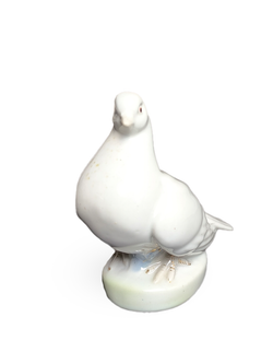 Фарфоровая статуэтка "Голубь" Гжель