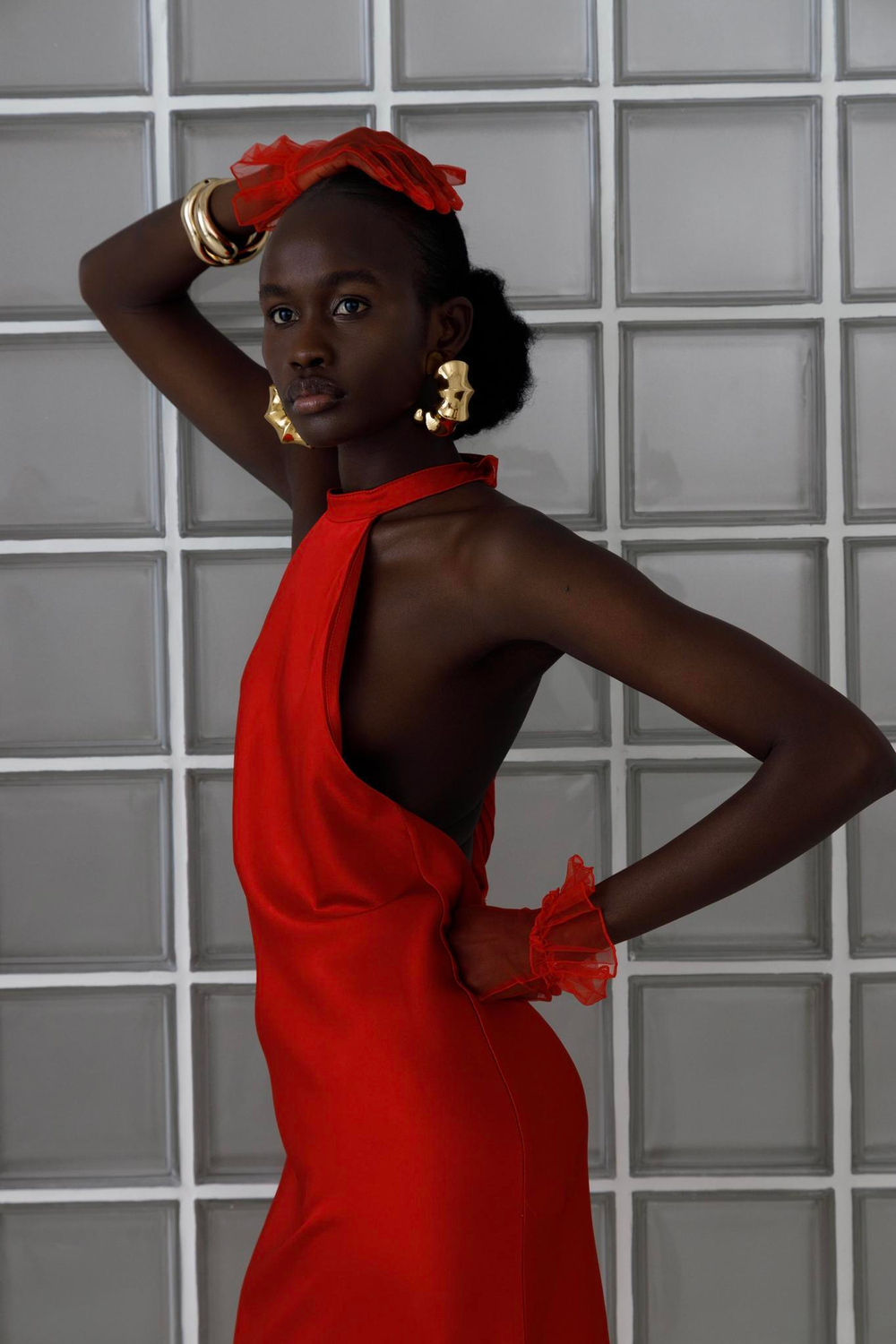 Платье с перекрутом на спине Etrette