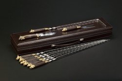 Подарочный набор шампуров в кейсе "Медведь"