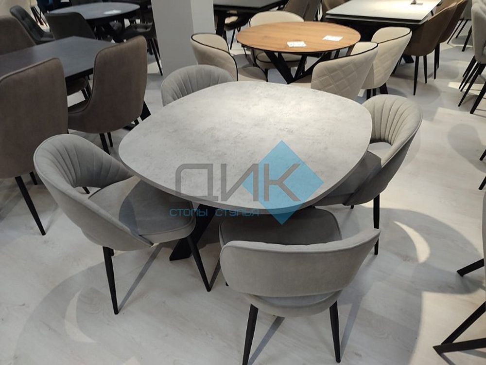 Стол DikLine В110 опоры чёрные