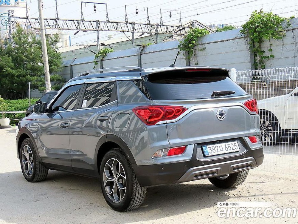 KG Mobility (Ssangyong) Beautiful Korando Бензин 1.5 2WD C5 (10.2021)
