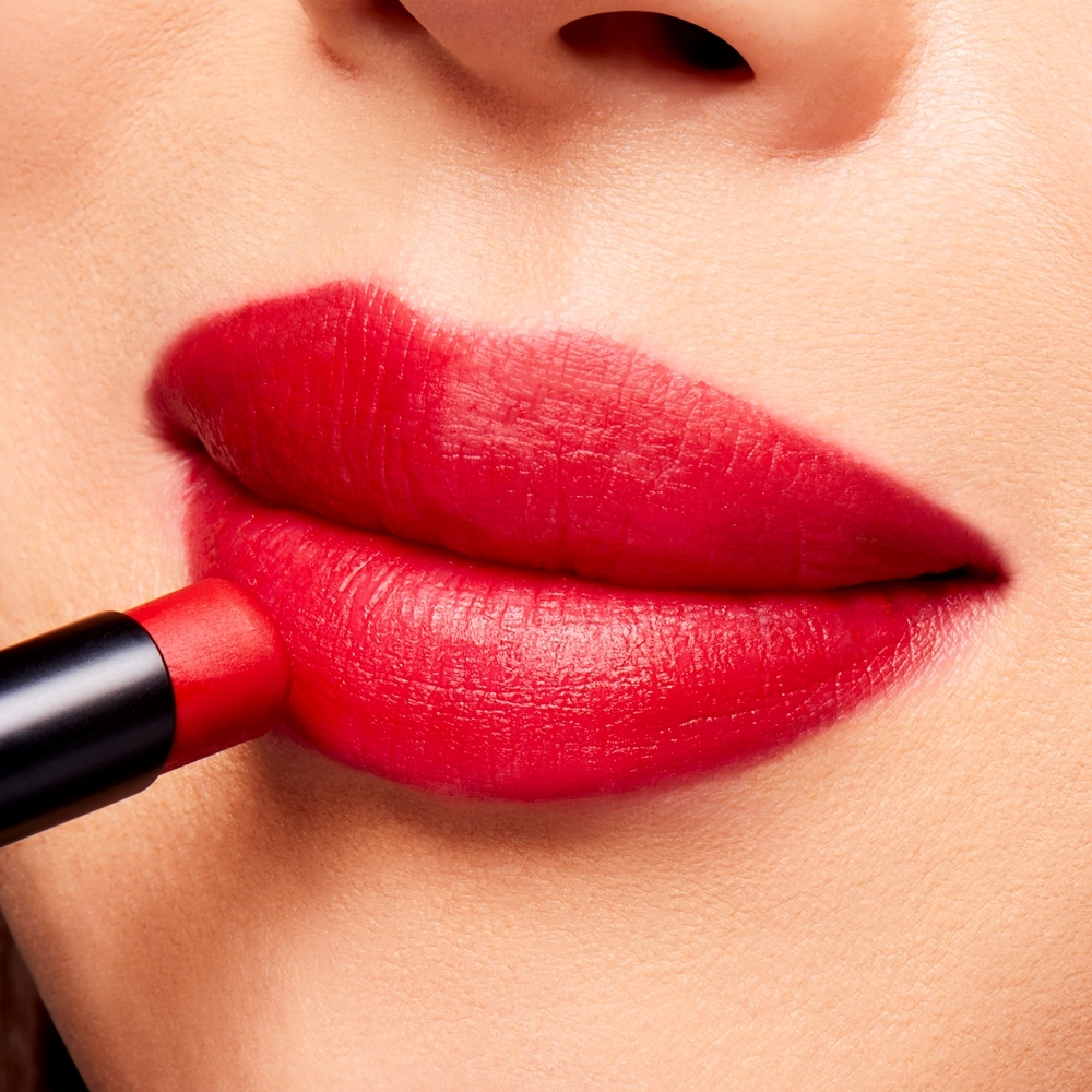 MAC Cosmetics Powder Kiss Velvet Blur Slim Stick - Матовая увлажняющая помада, 2 g