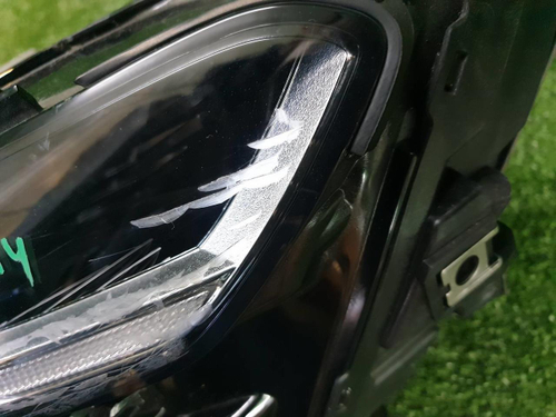 Фара левая Genesis G70 (2020-н.в.) LED