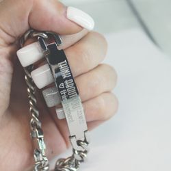 Стальной мужской браслет с гравировкой на заказ