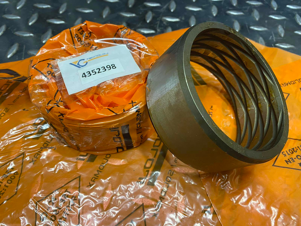 Втулка 4352398