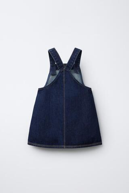 ZARA ДЖИНСОВЫЙ САРАФАН С КОНТРАСТНЫМИ ВОЛНАМИ, СИНИЙ