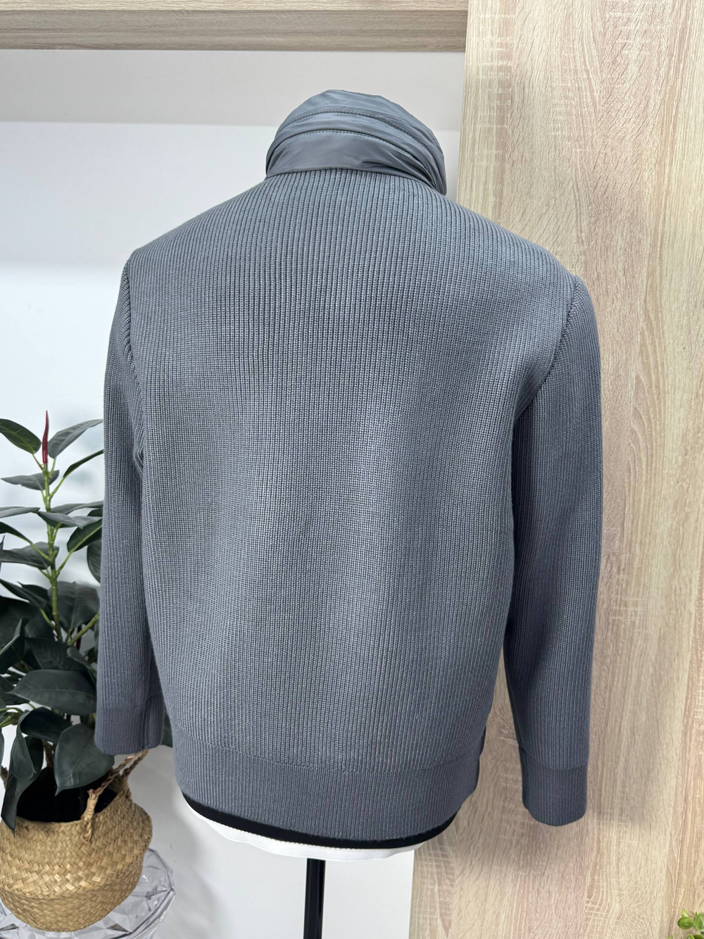 Пуховик Moncler