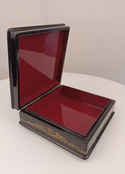 Шкатулка "Москва" (Ручная роспись Холуй)