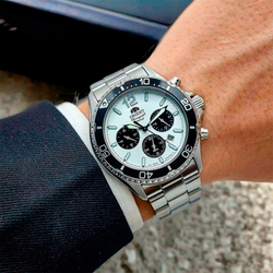 Orient CHRONOGRAPH RA-TX0203S