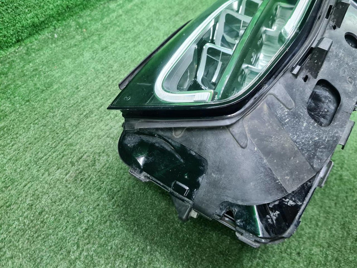 Фара левая Mercedes GLC X253 (2019-2022) LED