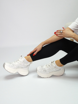 Кроссовки женские летние