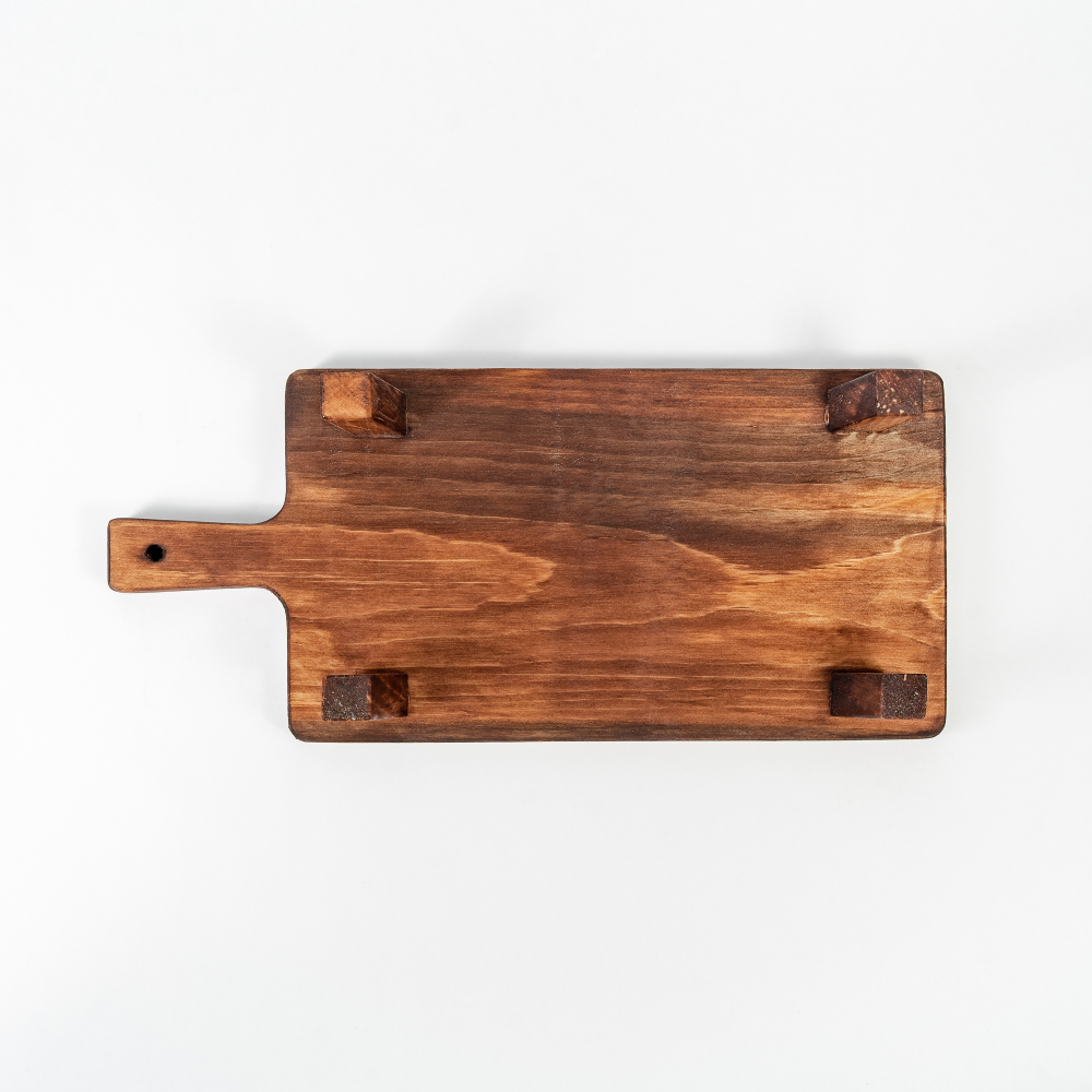 Деревянная сервировочная  доска для подачи блюд и закусок из древесины кедра. Art of Siberia. RD17