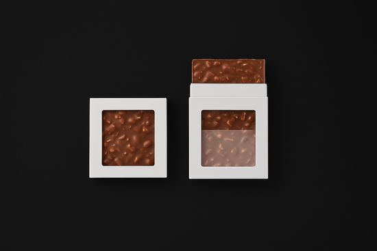 Упаковка квадратная с окном для шоколадной плитки