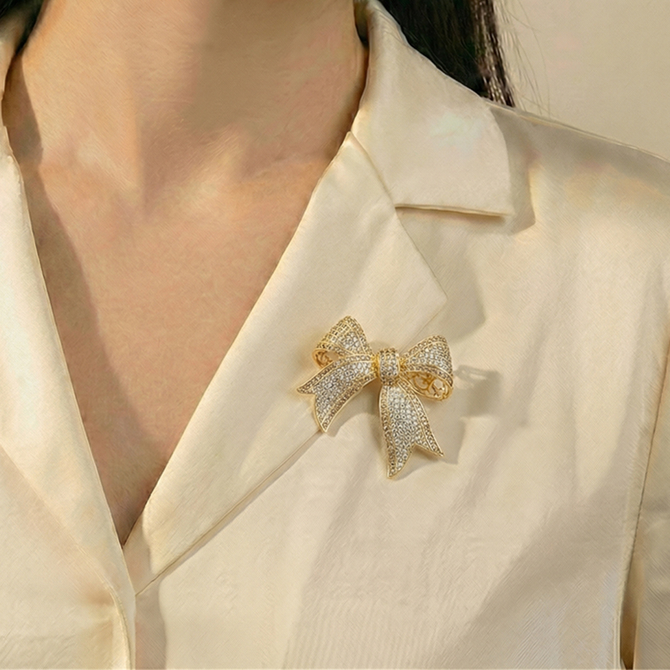 Брошь Fiore Luna Бантик Zircon XR00397B1 BR/G