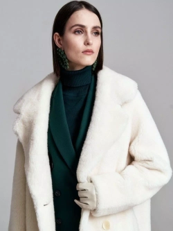 Шуба женская из овечьей шерсти чебурашка тедди, SilverFox (арт. S1188rm012bz)