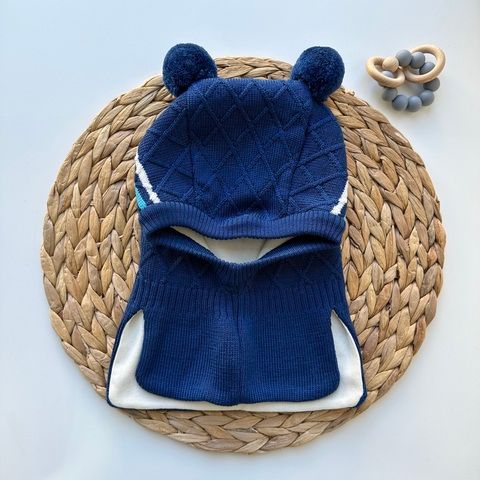 Шлем осень/весна из мериноса