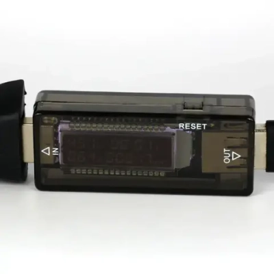 USB тестер / измеритель напряжения, силы тока и ёмкости аккумулятора