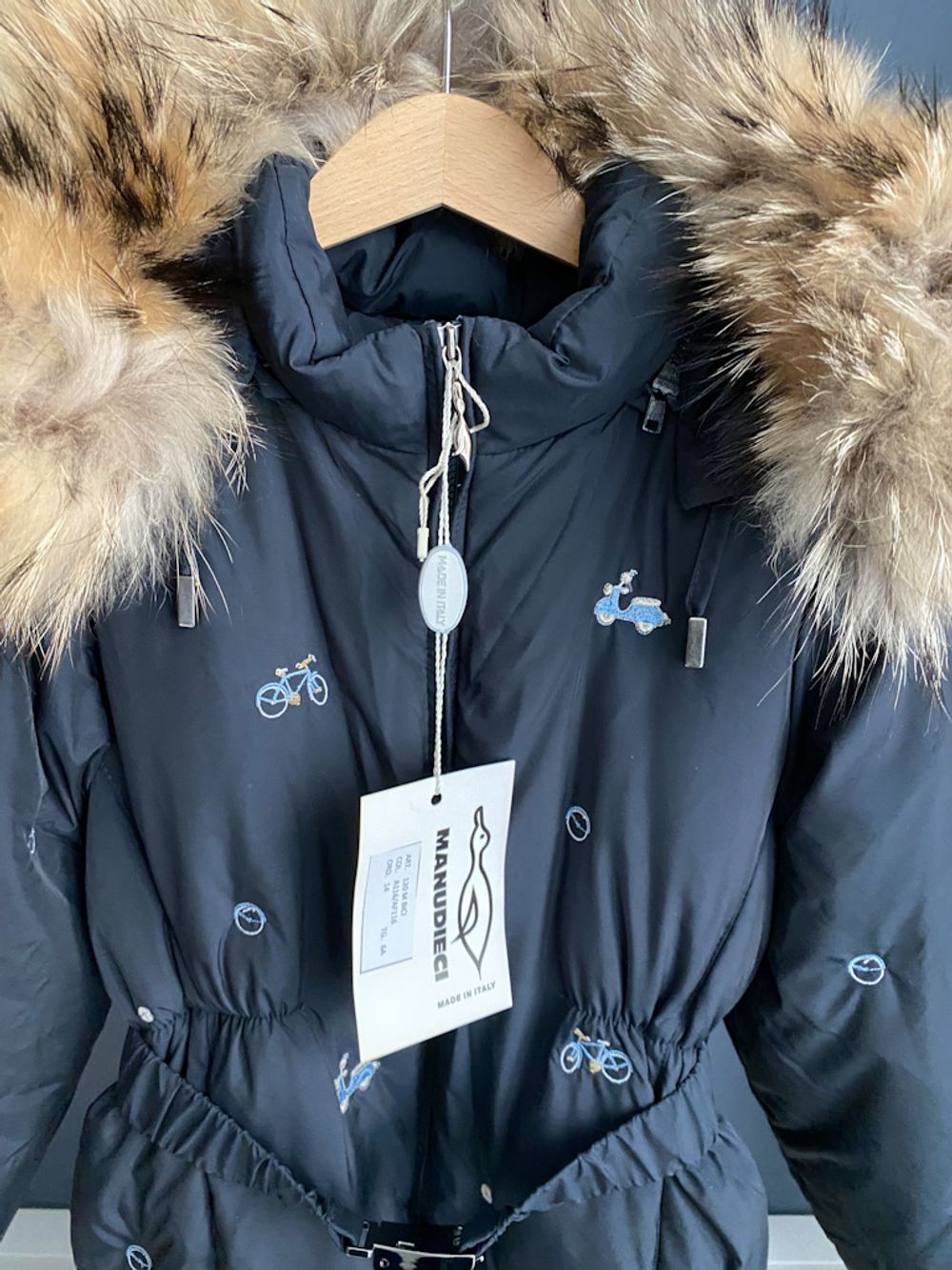 Новый пуховой комбинезон Manudieci, 116