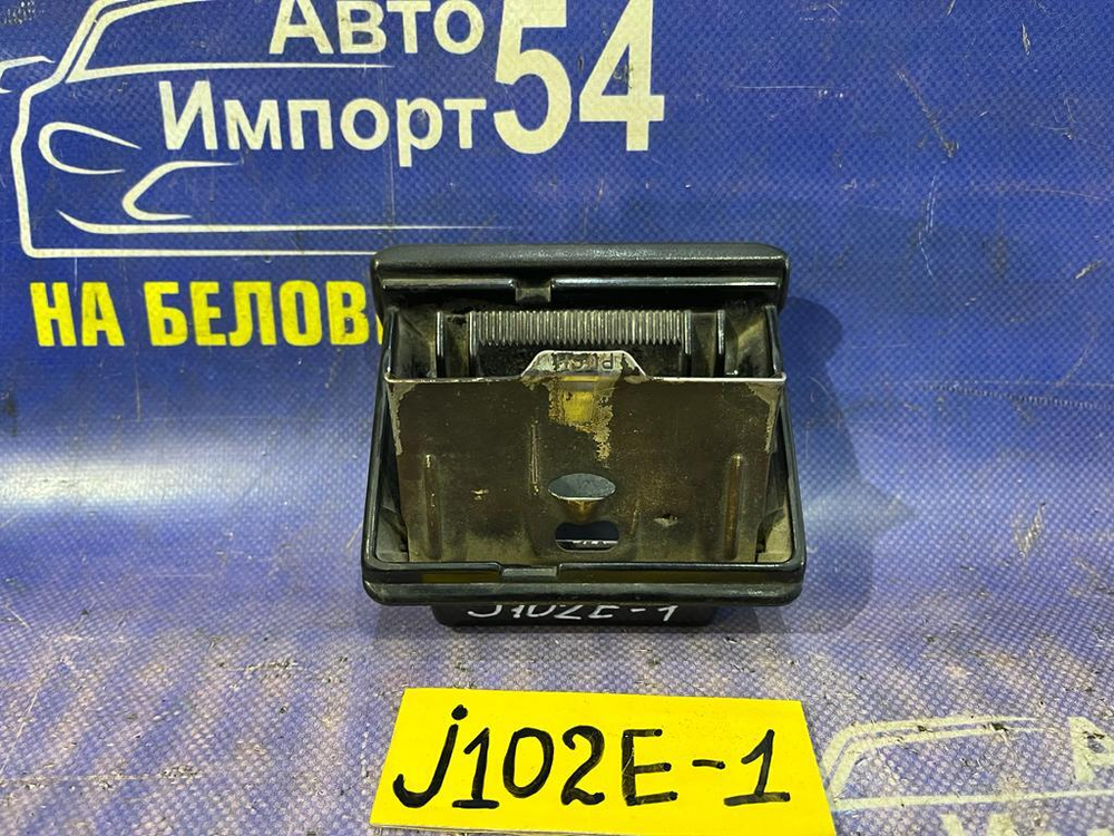 Пепельница TOYOTA CAMI 2000