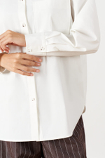 23267 Блузка женская (молочный)