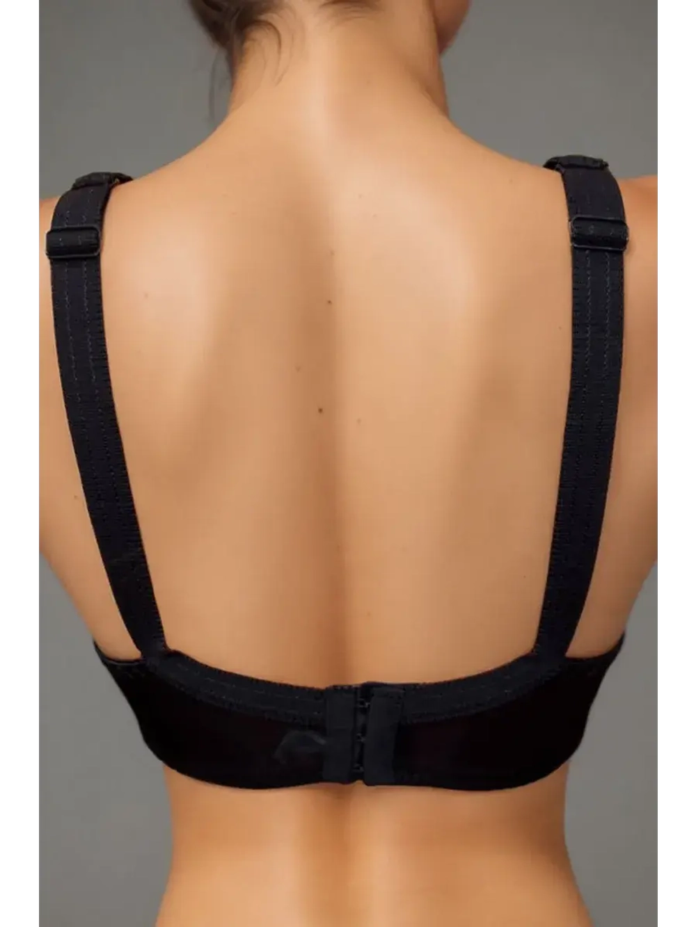 Франзуская модель бюстгальтера большие размеры с косточками