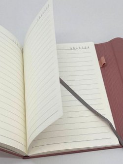 Блокнот А5 конвертом 96 л  в линейку пыльно-розовый  (30579-4)