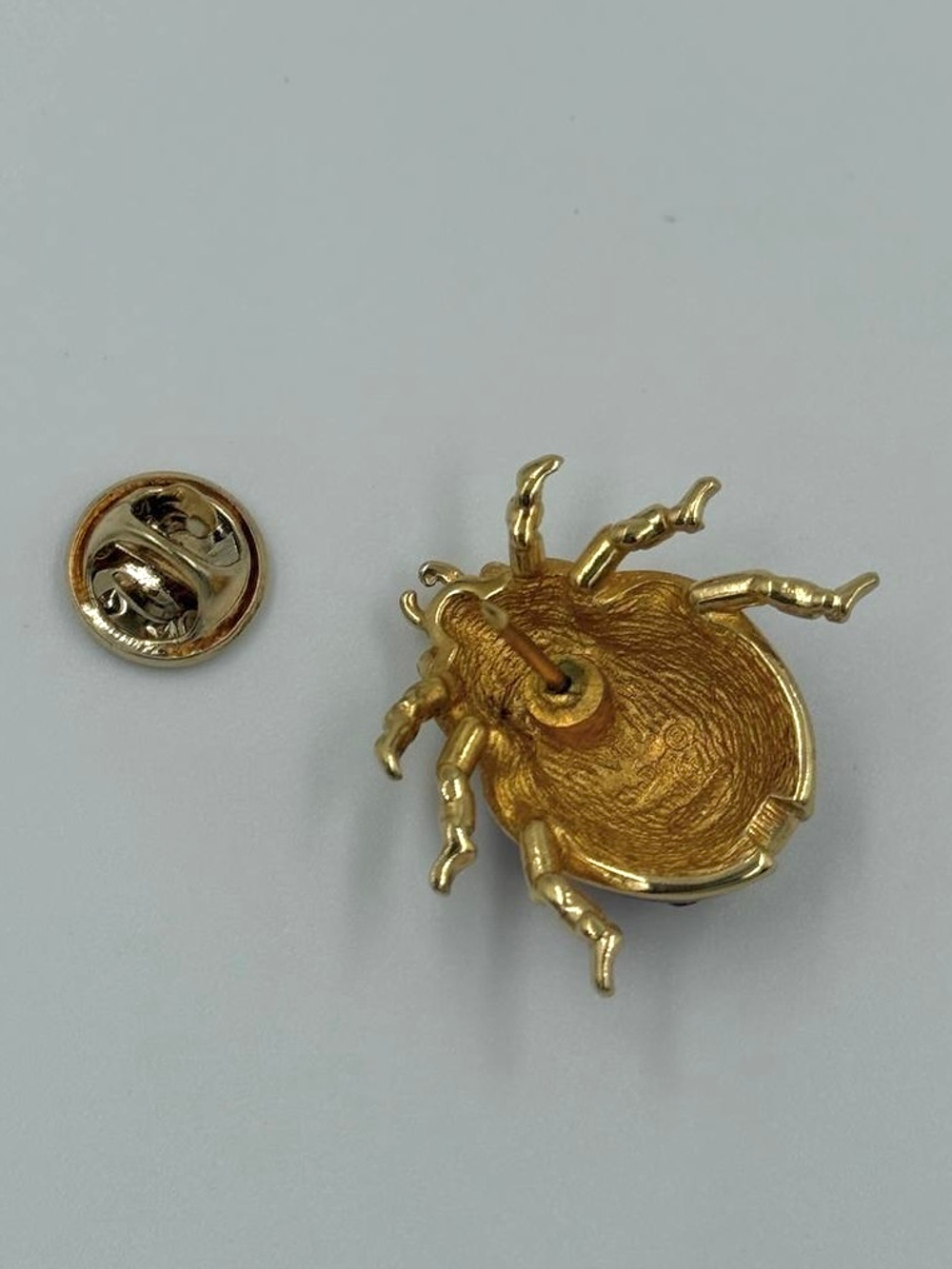 Брошь пин Божья коровка Christian Dior