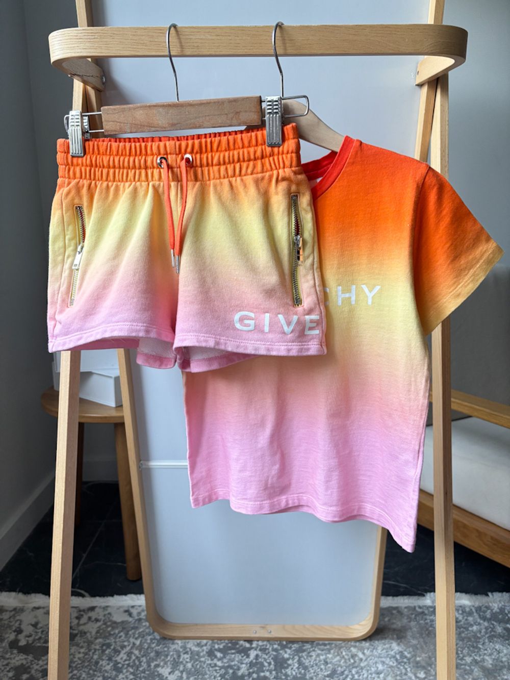 Хлопковый костюм Givenchy, 128