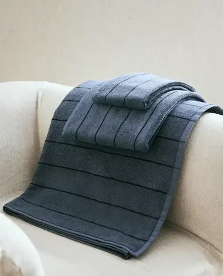 ZARA HOME БАННОЕ ПОЛОТЕНЦЕ В ПОЛОСКУ, СИНИЙ