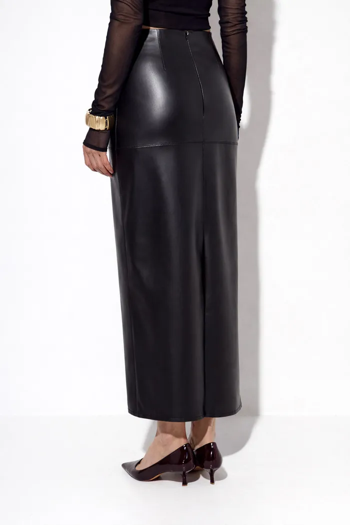 Юбка карандаш из экокожи черного цвета