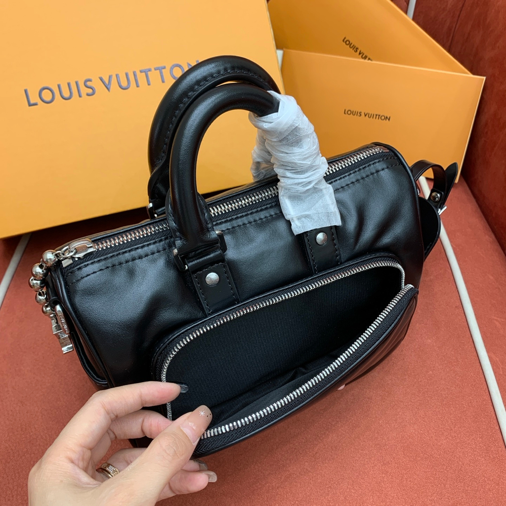 Louis Vuitton Keepall Cargo Bandouliere 25