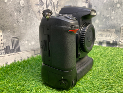Nikon D7000 + бат. блок Покупка/Продажа