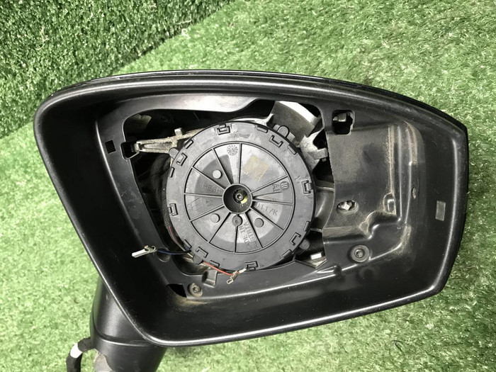Зеркало правое VW Tiguan 2 (2016-н.в.) 15 конт.
