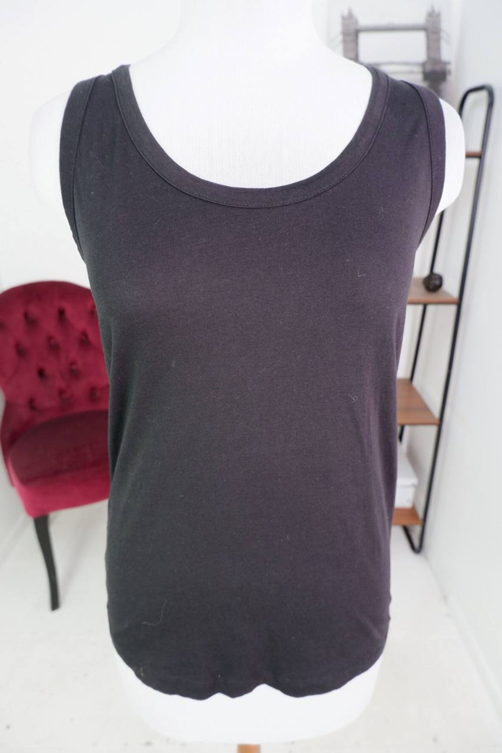 Топ Mango базовый, маркировка М, визуально на 46 размер