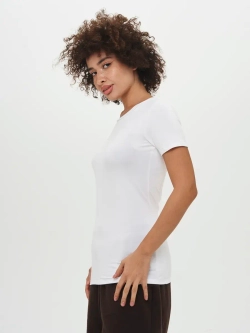 Футболка облегающая однотонная