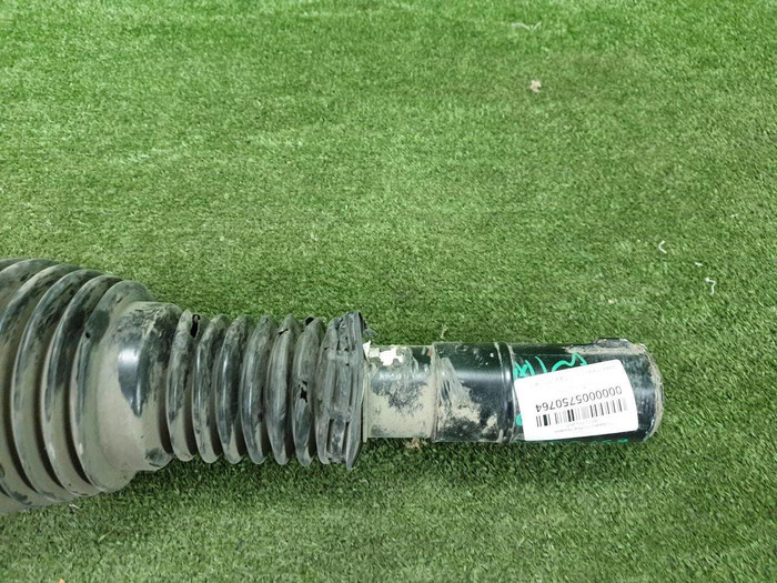 Стойка пневматическая передняя правая Range Rover Sport 2 L494 (2013-2022)