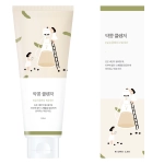 Round Lab Soybean cleanser Питательная пенка для умывания с соей