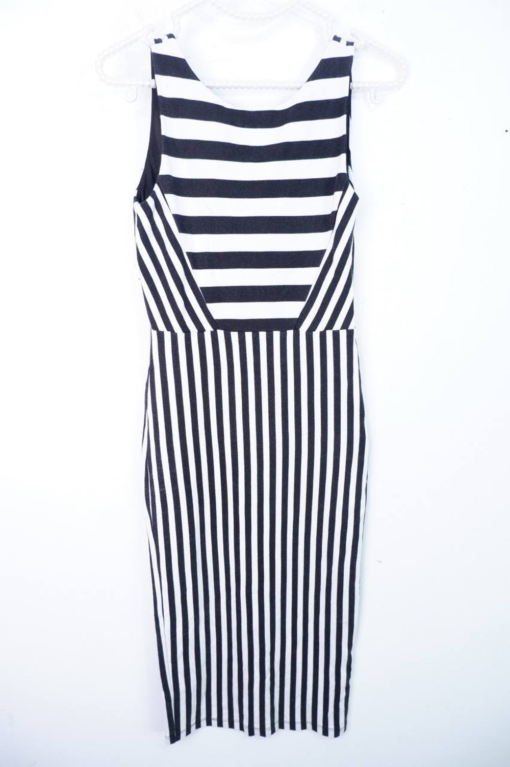 Платье Zara в крупную полоску, маркировка S, визуально 44 размер