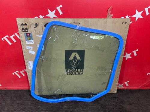 Стекло двери левой