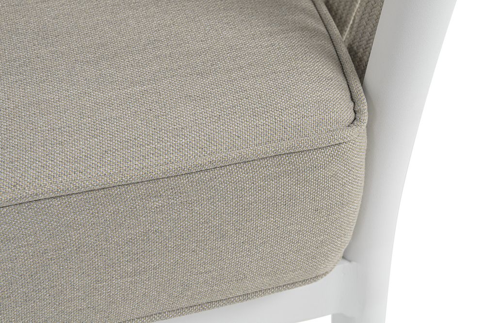 "Касабланка" диван 3-местный плетеный из роупа, каркас алюминий белый муар, роуп бежевый 20мм, ткань бежевая 052